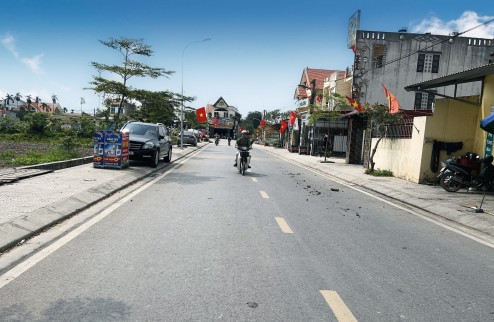 Cần bán lô đất đường to rộng ngay trung tâm phường Hòa Nghĩa, giá bán 495Tr/Lô. sổ đỏ chính chủ.