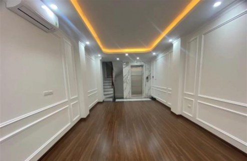 Cho thuê Nhà MP Quang Trung, 55m, 7 tầng,  thang máy, thông sàn, KD mọi MH. 30tr