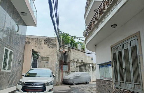 Bán nhà đường Trường Chinh quận Tân Bình 5x15 nhà đẹp đối diện BIG C, kcn Tân Bình.