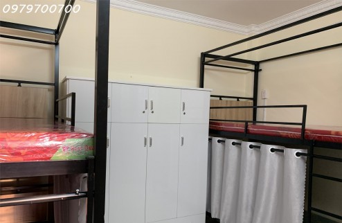 KTX cao cấp, giá 1,6tr/giường free tất cả, full nội thất. Phòng tối đa 4 người