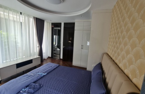 Cho thuê nhà Ngõ 268 Ngọc Thụy, 5 tầng, 3 ngủ, giá 10tr.
