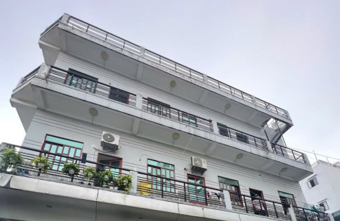 Bân nhà mặt tiền phường Hiệp Tân quận Tân Phú căn góc đúc 3 tấm 4.4x17 gần công viên Đầm Sen.
