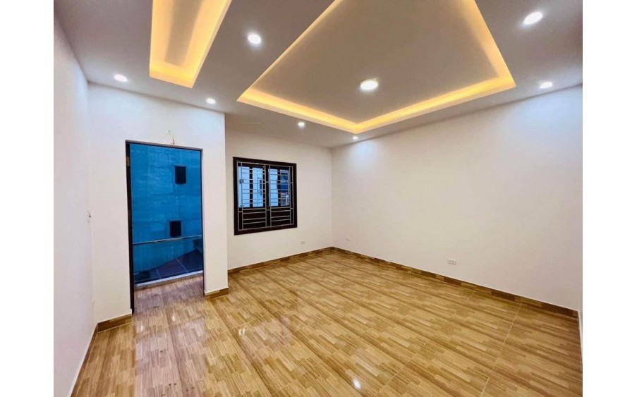 BÁN NHÀ XUÂN ĐỈNH –Gara 7 chỗ -ô tô tránh –ở sướng 80m 12.9 tỷ