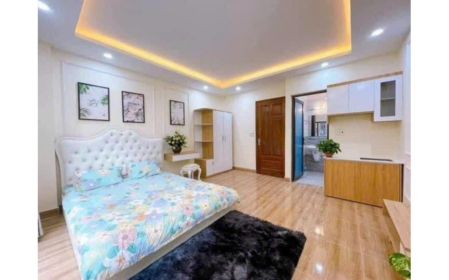 Nhà 4 tầng ô tô tránh phố Yên Duyên, 60m2 giá hơn 8 tỷ