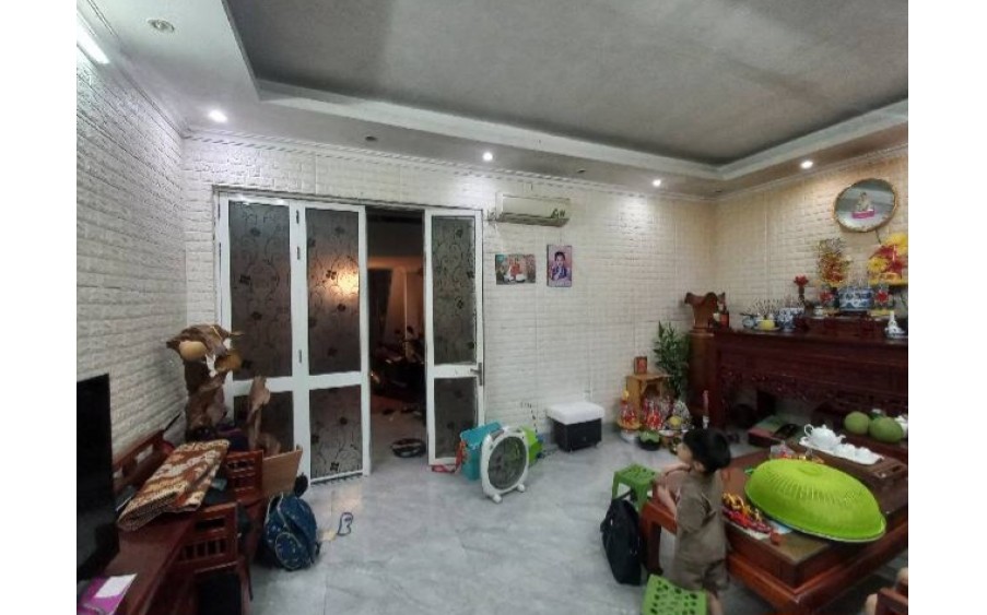 BÁN GẤP NHÀ CHÙA LÁNG – NGÕ THÔNG – GẦN PHỐ - CHO THUÊ ĐỈNH – 91M2, 9 TỶ