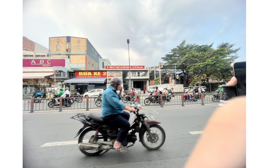 Cực Hiếm: Bán Nhà Mặt Tiền Phan Văn Trị, Gò Vấp. Kinh doanh sầm uất chỉ 16 tỷ