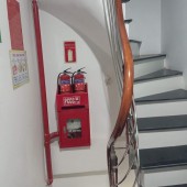 Tòa nhà dịch vụ 6 tầng thang máy hai mặt tiền trước sau Giang Văn Minh, Ba Đình, 9 căn hộ khép kín Dthu 60tr/tháng, trang bị hệ thống PCCC tiêu chuẩn