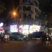 Chính Chủ Nhờ Tìm Khách Thuê Nhà Riêng kinh doanh mặt phố Hàng Điếu, quận Hoàn Kiếm