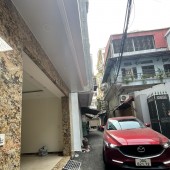 Nhà Võng Thị cạnh Hồ Tây 7T thang máy ô tô vào nhà, dân tự xây, 2 mặt thoáng trước sau, hơn 10tỷ