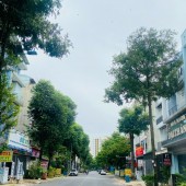 CẦN TIỀN bán gấp nhà mặt tiền kinh doanh đường 2 làn xe rộng 40mTăng Nhơn Phú A -TP THỦ ĐỨC.