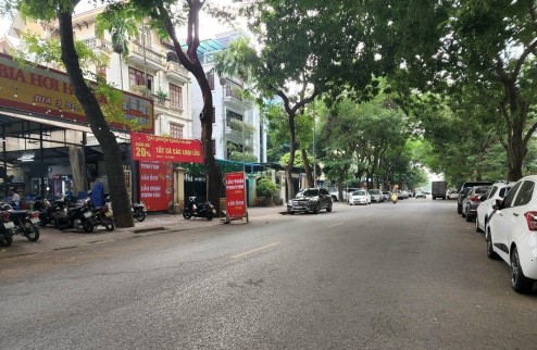 Bán nhà Cổ Nhuế Phạm Văn Đồng siêu hiếm, ô tô,  thang máy, nội thiết siêu đỉnh, giá chỉ nhỉnh hơn 4 tỷ