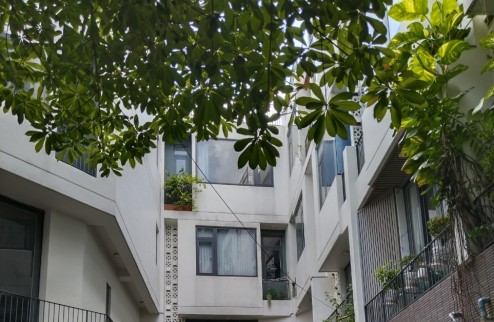 Bán Nhà 5 tầng, Trương Đình Hội-An DƯơng Vương Q8, 195m2, Giá 6,7 tỷ, 4% Nhận Nhà.