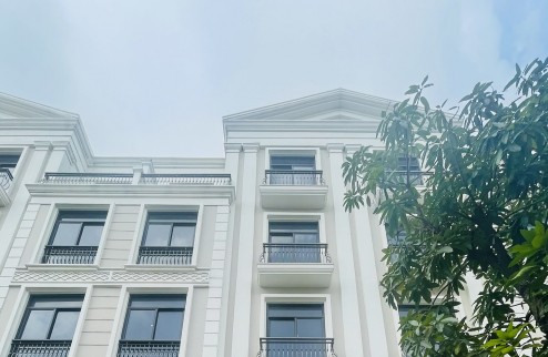 Cắt lỗ 5,4 tỷ Nhà Phố 144m Vinhomes Grand Park, Tp Thủ Đức,