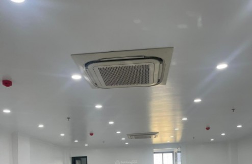 HOT !!! Tôi chính chủ cần cho thuê nhà mặt phố hot Khâm thiên diện tích 100m2