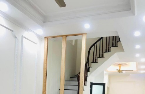 Siêu Hiếm, Bán nhà Lê Quang Đạo, Phú Đô 40m2, 4tầng cạnh đường Ô tô, kinh doanh