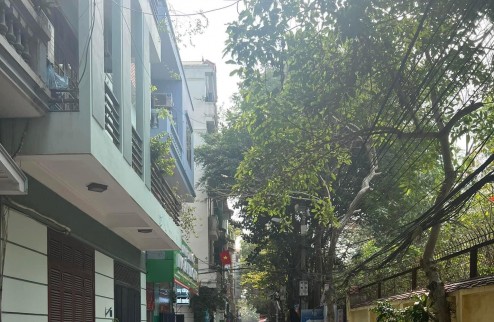Bán Nhà Nguyễn Khang, Cầu giấy, phân lô, ô tô, 2 mặt ngõ, 54m2, mặt tiền 4m, Giá siêu rẻ.