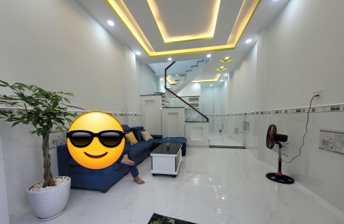 NHÀ ĐẸP LUNG LINH VƯỜN LÀI, 40M2, 2 TẦNG , HXH NHÀ MỚI TOANH