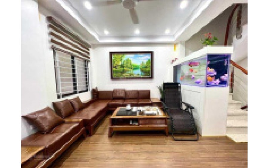 BÁN NHÀ NGUYỄN PHONG SẮC.40M2X5T, GẦN 7 TỶ.