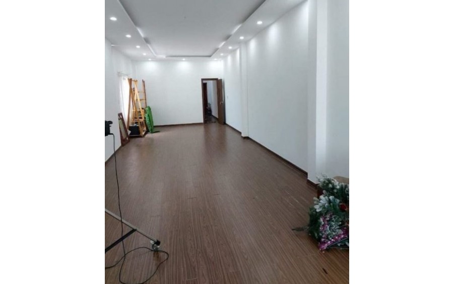 ♣ Nhà mặt Tiền Núi Thành đường 10.5m 100m2 3 tầng kinh doanh