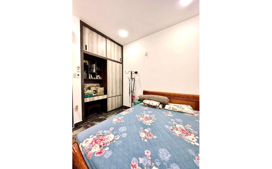 HOT 207/Nguyễn Văn Đậu 49m2 4Tầng 4.5*12M hiện đại,tự thiết kế,Full nội thất nhập 5.55tỷ chào