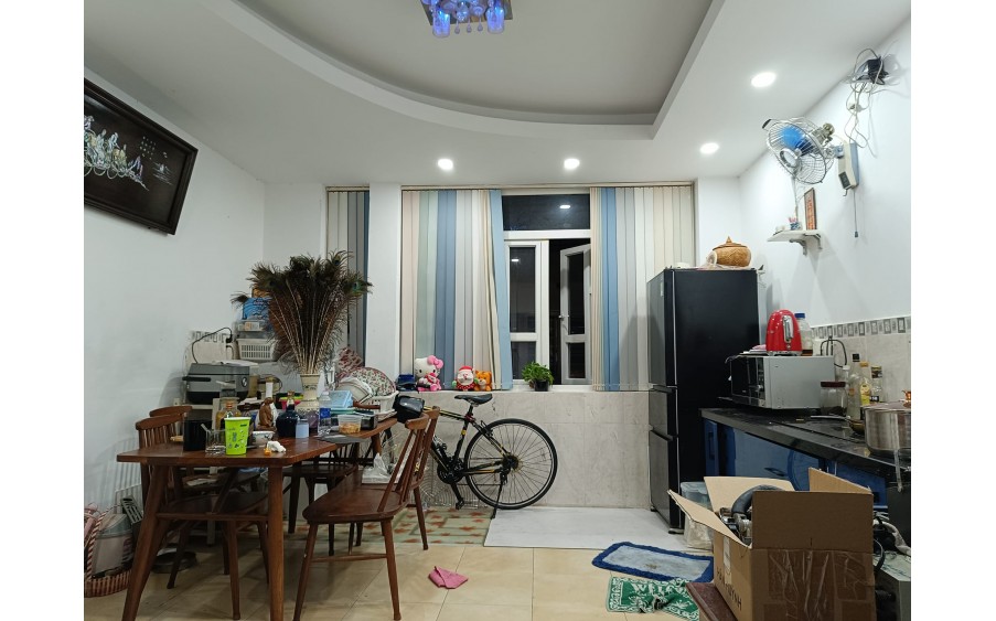 QUẬN 3.Lê Văn Sỹ 30M2, 4 TẦNG, 5.4 tỷ.Nhà đẹp