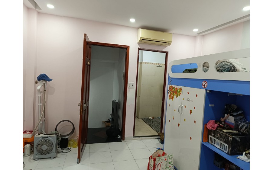 QUẬN 3.Lê Văn Sỹ 30M2, 4 TẦNG, 5.4 tỷ.Nhà đẹp