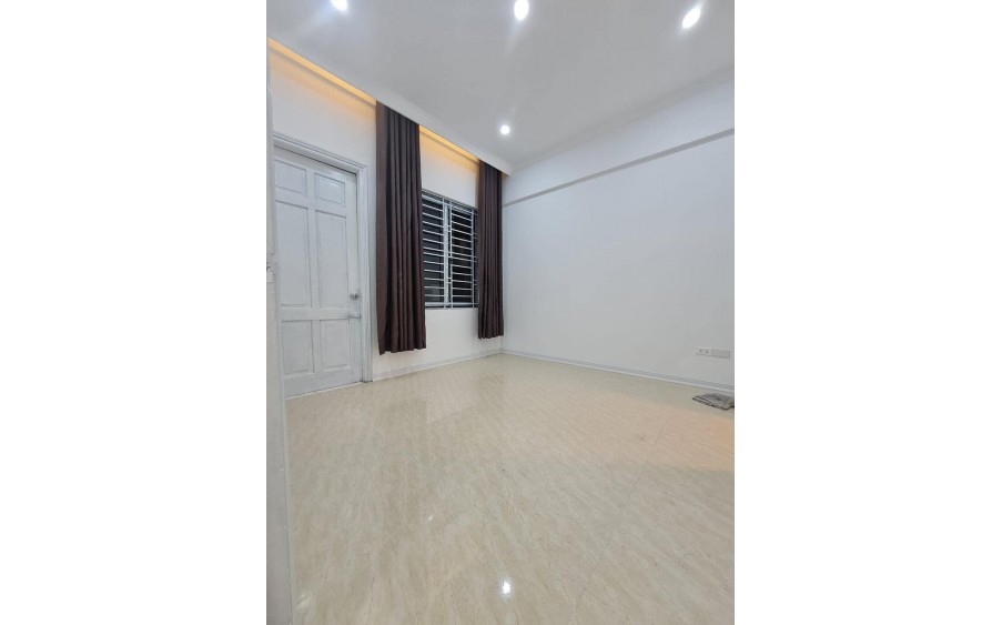 Bán Nhanh Chung Cư DT:80m2, 3 Phòng Ngủ, Tầng 11 Giá 3.28 tỷ