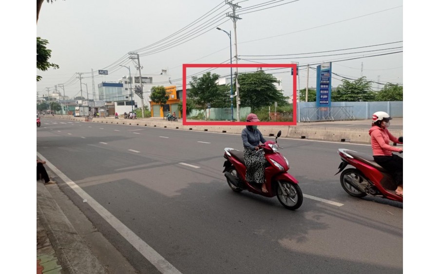 Ngộp Bank,Cần Bán Lô đất 1600m , MT Đặng Thúc Vịnh, ĐÔNG THẠNH, HÓC MÔN