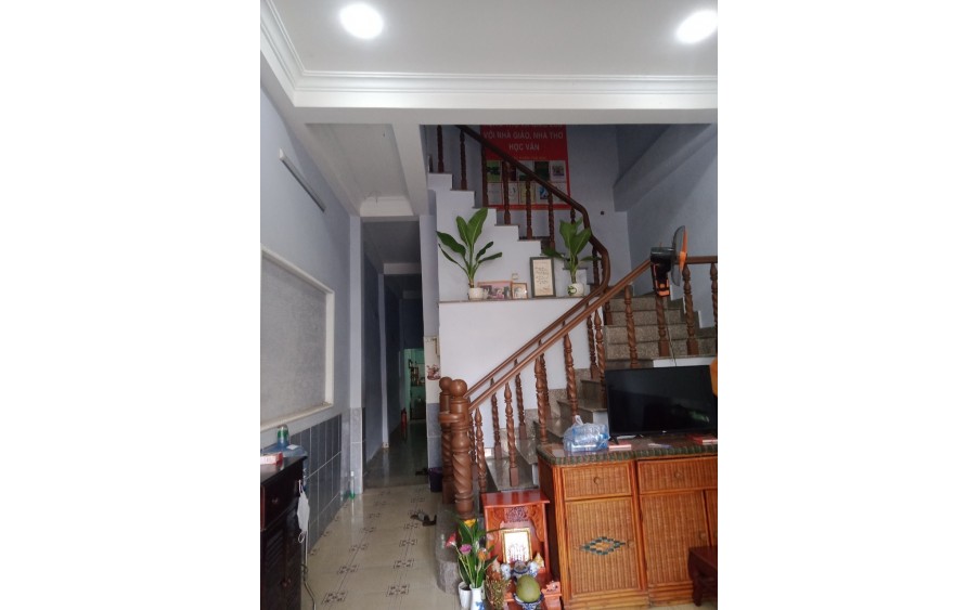 Gấp Bán - MT kinh doanh  khu VIP Phước Bình - Q9 -Thủ Đức. 90m2 8,5 Tỷ - Rẻ nhất  khu vực.