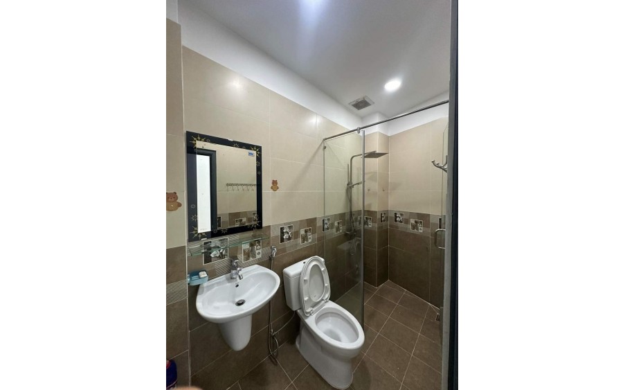 Xe hơi ĐC,15m HXH tránh nhà mới 40m2 Trần Bình Trọng 4Tầng 4PN Full Nội thất chào 5.8 tỷ