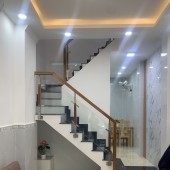 Gấp bán nhà Nguyễn Văn Nghi Gò Vấp 3 tầng 3 pn nhà mới ở ngay giá 4 tỷ