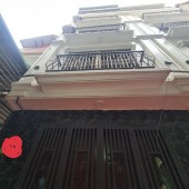 Bán nhà Thanh Lân, Hoàng Mai,dt 40m,5 tầng,sổ đỏ,giá 4,250