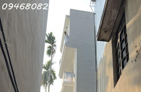 Nhà phố Lê Trọng Tấn, diện tích 45m2, xây 6 tầng, có thang máy, cách ô tô đỗ 10m