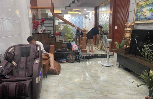 ♥️♥️ Cho thuê Nhà đẹp Hẻm xe hơi Nguyễn Duy Cung, 4 tầng 4PN