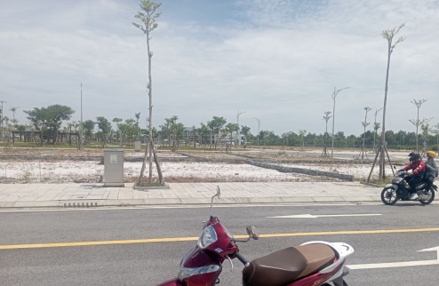 Cần bán gấp lô đất 150m2, đường 14m5 gần công viên bệnh viện trung tâm An Phú Tam Kỳ