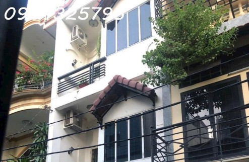 Cho thuê nhà HXH 6m Nguyễn Xí, DT 4x17m, 4 lầu, 6PN, giá 20tr/th