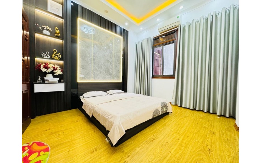 Bán nhà Khương Trung 42m2, 4 Tầng, dân xây chắc chắn, giá chưa đến 4 Tỷ, 3 ngủ đủ công năng