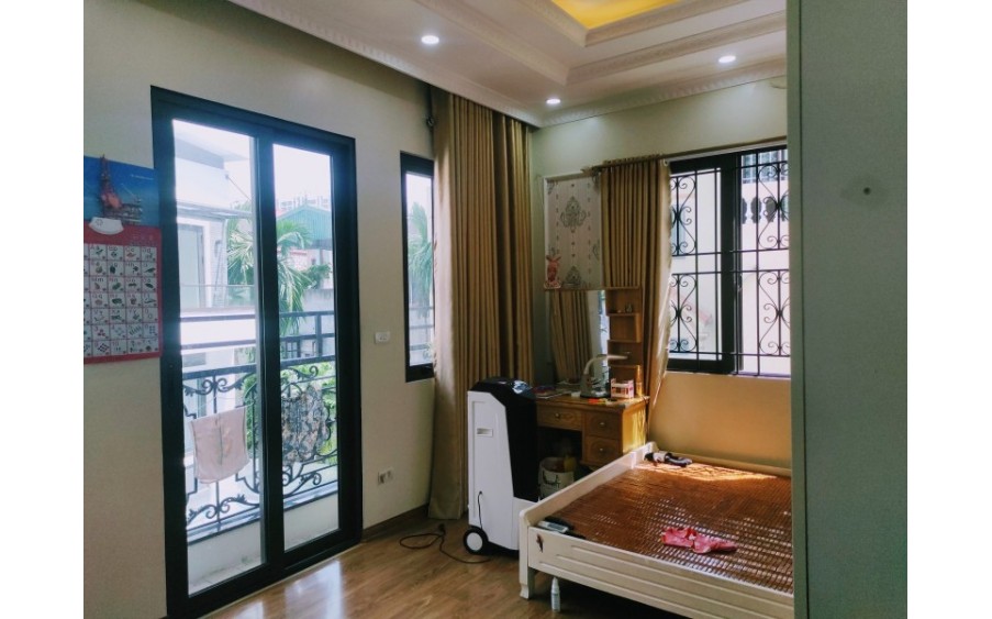 NHÀ ĐẸP NGUYỄN LAM - HÀNG XÓM VINHOME RIVERSIDE - PHÂN LÔ - Ô TÔ - LÔ GÓC – NỘI THẤT VIP – TIỆN ÍCH BẠT NGÀN