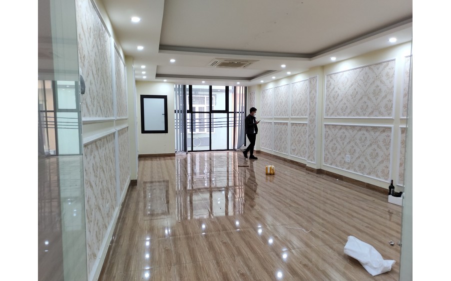 Cho Thuê Văn Phòng Miếu Đầm 50m2 - 9tr/tháng