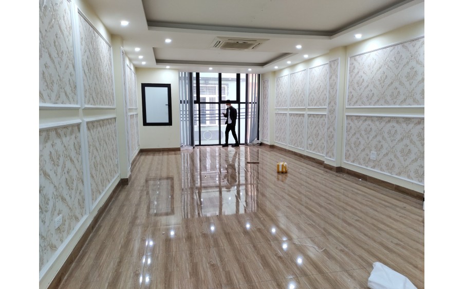 Cho Thuê Văn Phòng Miếu Đầm 50m2 - 9tr/tháng