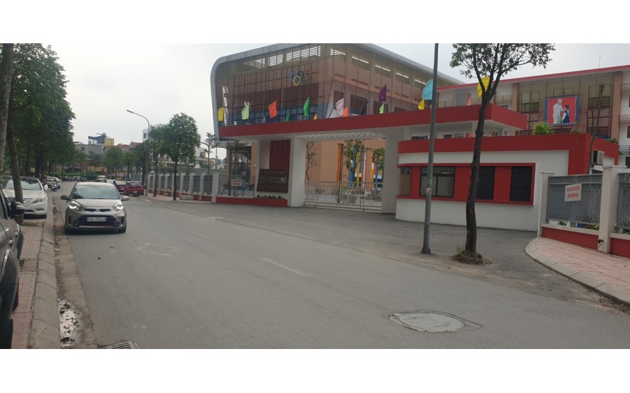 Bán GẤP Shophouse Homeland, Thượng Thanh, căn góc, kinh doanh cực tốt, 42m2, nhỉnh 2 tỷ