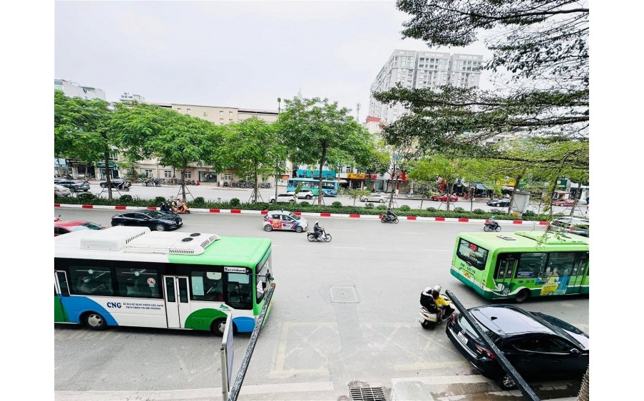 Bán Nhà Mặt Phố Ô Chợ Dừa Quận Đống Đa. Sổ 29m Thực Tế 40m Nhỉnh 15 Tỷ. Cam Kết Ảnh Thật Mô Tả Chính Xác. Chủ Muốn Thanh Khoản Gấp Giá Chốt Bất Ngờ.