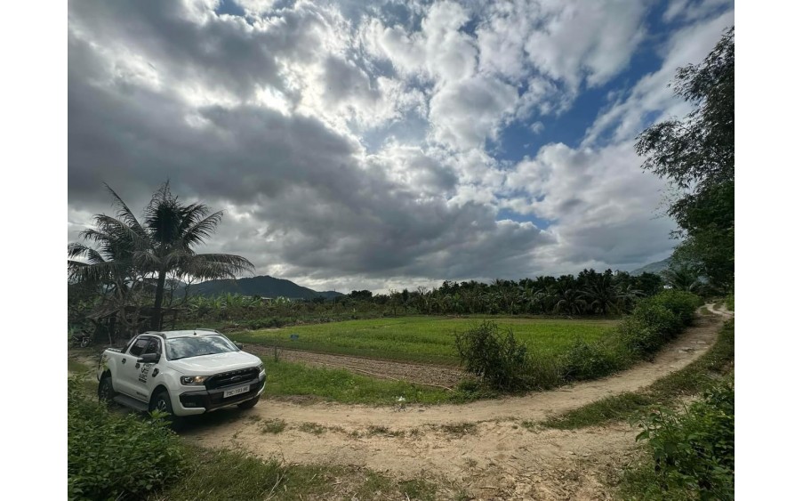 Hạ giá bán lô đất siêu rẻ VIEW Sông ..! Aa