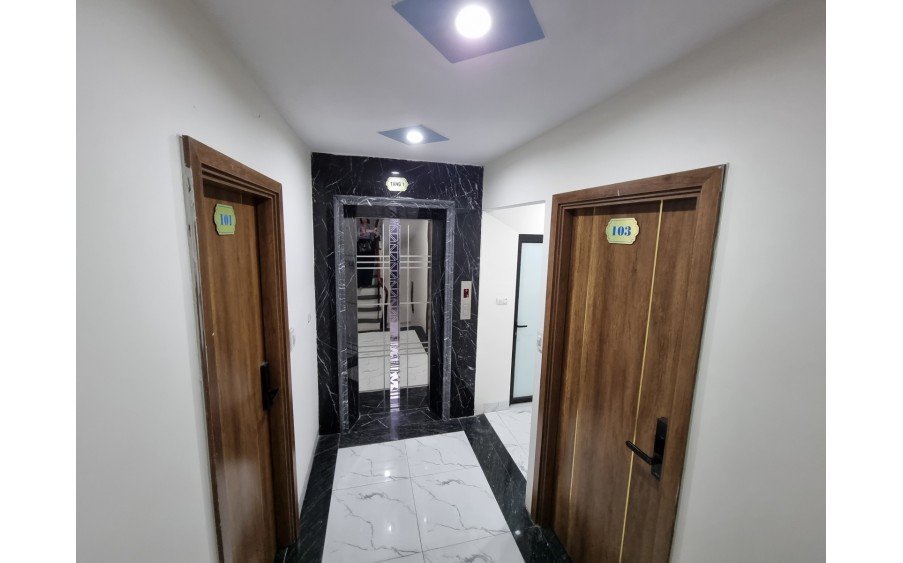 APARTMENT CAO CẤP TÂY HỒ - GẦN HỒ TÂY - THANG MÁY NHẬP - HẦM RỘNG - FULL NỘI THẤT XỊN SÒ - DÒNG TIỀN HƠN 200 TRIỆU/ THÁNG