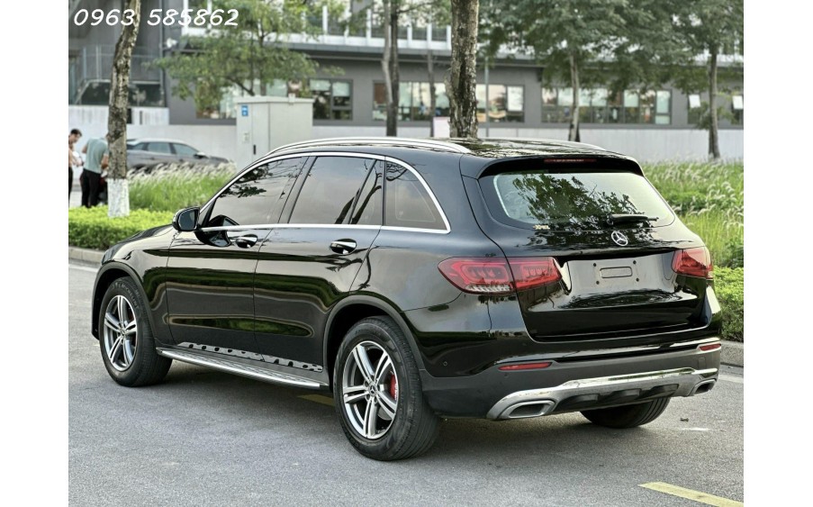 GLC 200 sx 2021 đen kem siêu lướt Giá 1,x tỷ ( bank 70% Liên hệ: 0963 585862