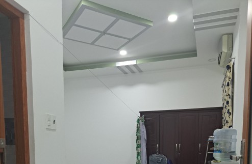 Bình Tân.Tỉnh Lộ 10. DT 100M2, (12 X 7.2). 4 TẦNG. 5TỶ5