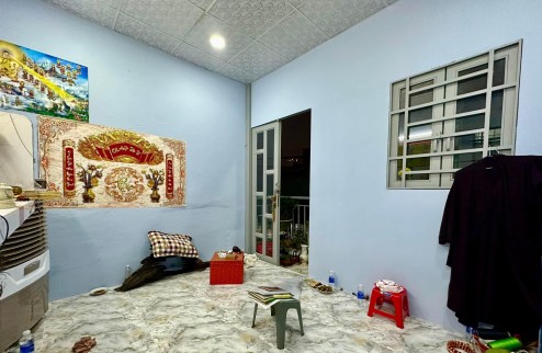 - NHÀ QUẬN 7, LÊ VĂN LƯƠNG, ( 72M2 ) HẺM RỘNG, GIÁ RẺ