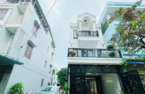 Bán nhà Tân Cổ Điển 3 tầng 2 mặt tiền Lê Văn Thịnh, Hòa Minh, Liên Chiểu, Đà Nẵng