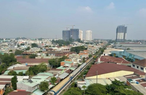 Tòa nhà 7 tầng, ngang 14,6 dài 30m đang làm CHDV.
AN BÌNH, DĨ AN ,BÌNH DƯƠNG, sát bên Phạm Văn Đồng-Linh Tây-Thủ Đức.
