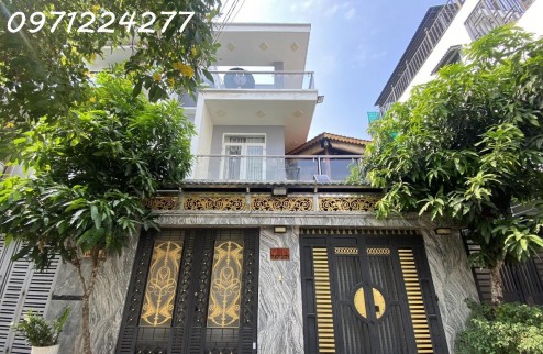 BÁN NHÀ HXH GÀN VẠN PHÚC CITY ,HIỆP BÌNH CHÁNH THỦ ĐỨC 105M2 4 TÀNG [ 5.5 X 19 ]  4 PHÒNG NGỦ  5 VỆ SINH- [ GIÁ CHỈ 10.5 TỶ ]